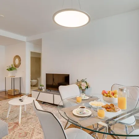 Plaza Center- Balcony Amazing Views Funchal (Madeira)