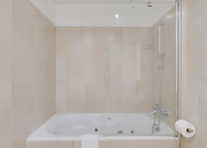 Plaza Center- Balcony Amazing Views *