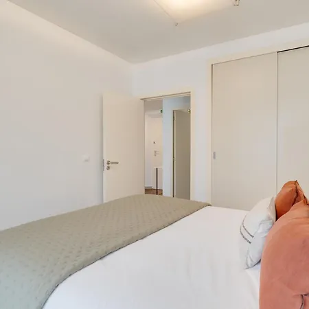 Plaza Center- Balcony Amazing Views